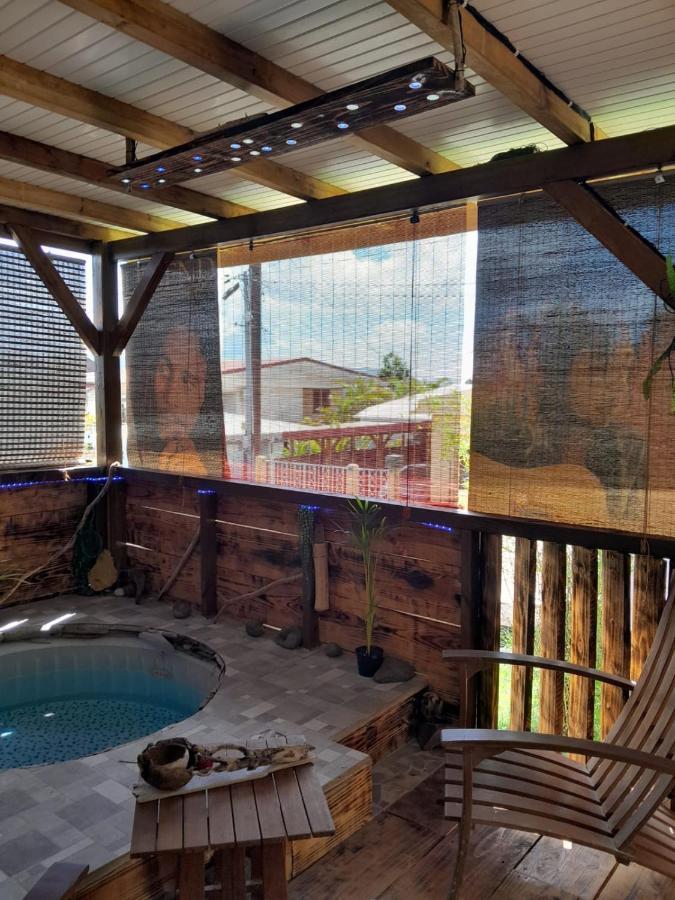 Kami Lodge F3 Jacuzzi Riviere-Salee Bagian luar foto